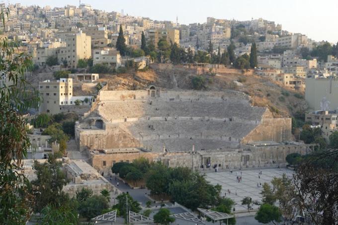 Jawal Hotel Amman Buitenkant foto